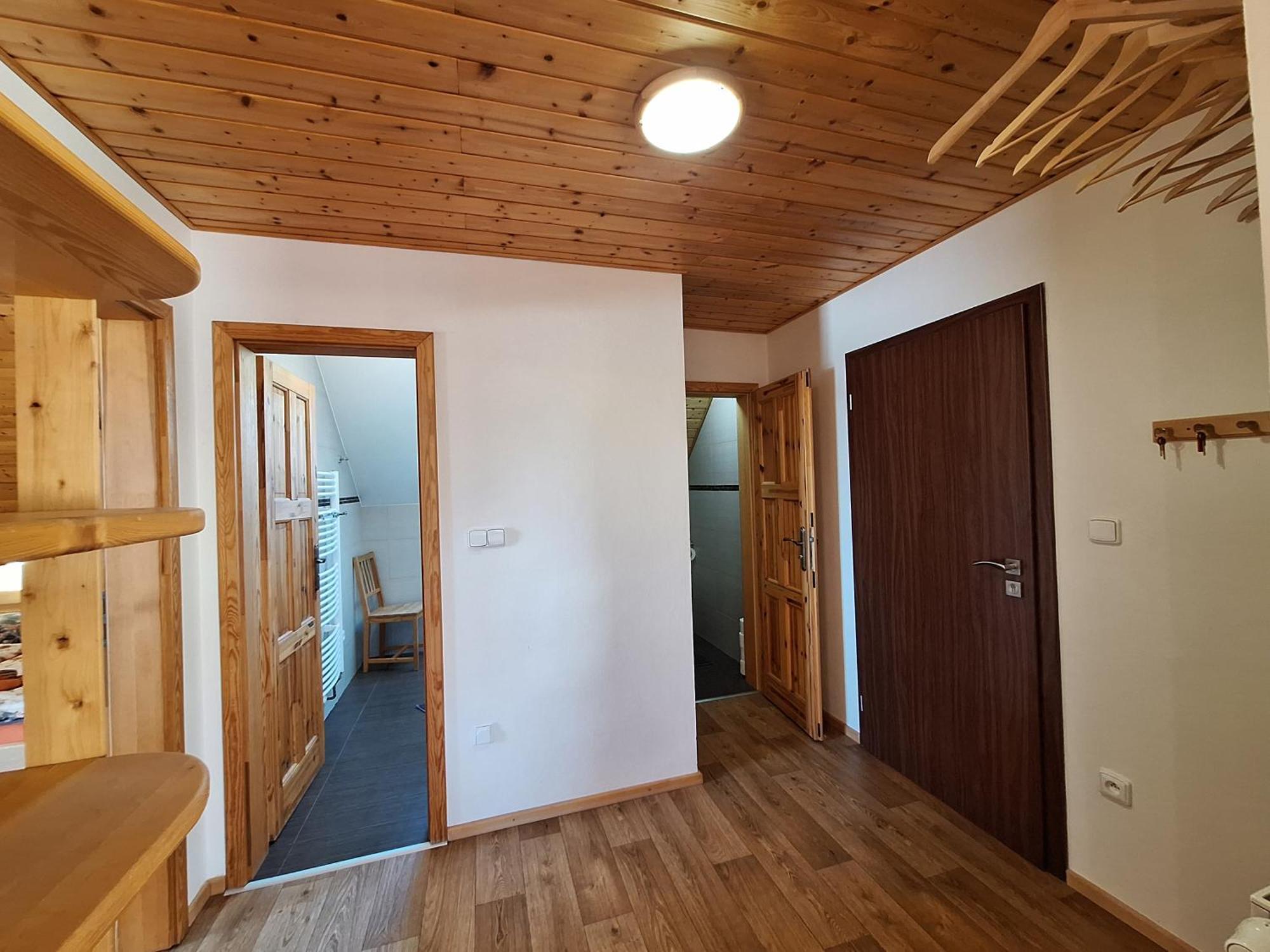 Apartmany Ester โรกีนีซ นัด ยีเซอโร ภายนอก รูปภาพ